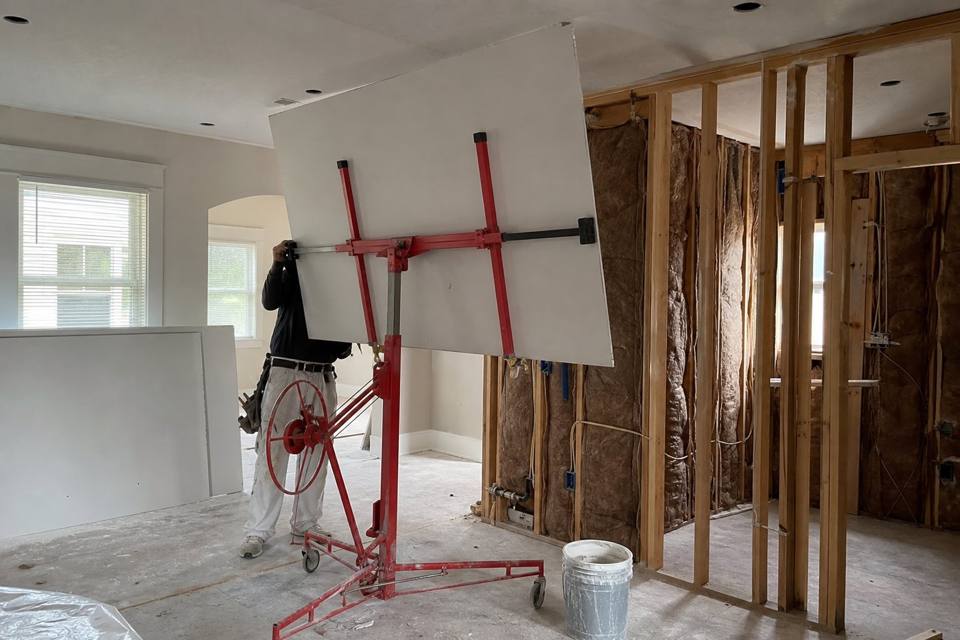 Drywall installation room prepared for hanging and finishing in Daytona Beach